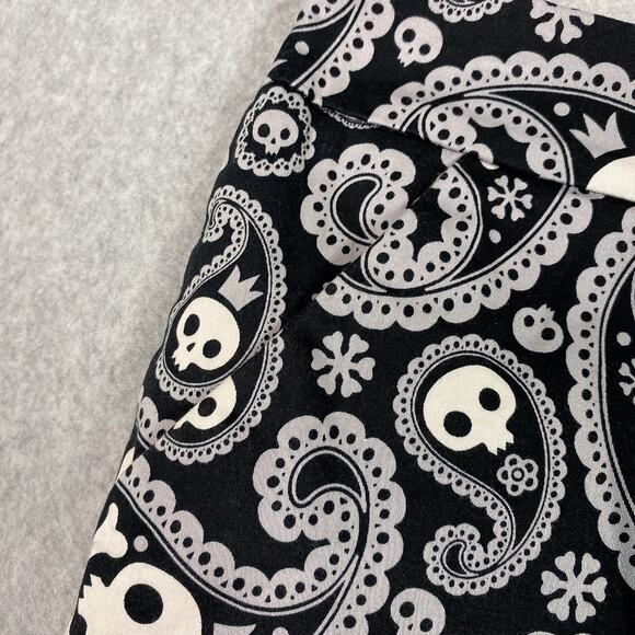 Loudmouth Golf Skort Womens 10 Black White Paisley Skull All Over Print Pockets - Picture 2 of 10